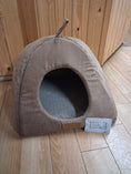 Load image into Gallery viewer, Huggs London Cat Bed Pod
