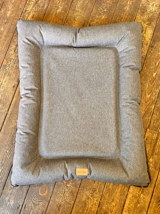 Hem & Boo Raised Border Bed 80 x 64 x 7cm